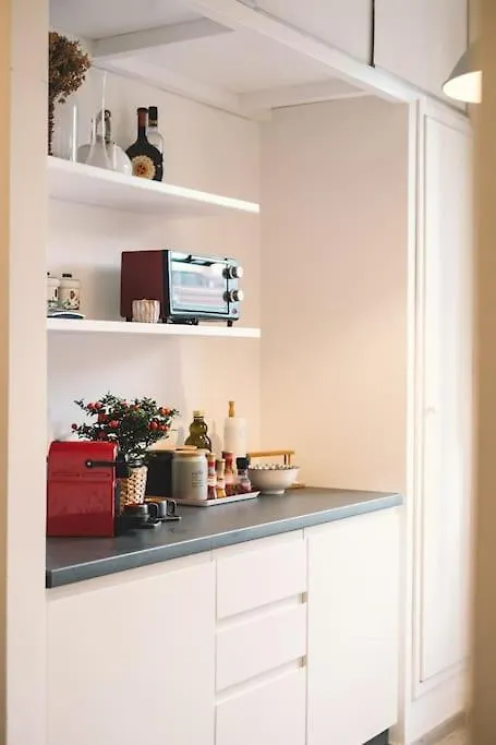 Vaticano/Trastevere Floreal Suite روما 0*,